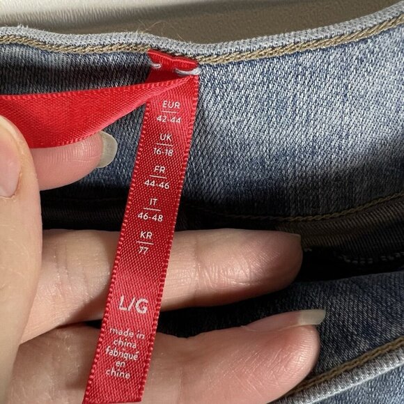 SPANX Jeans Women's Large Blue Two Tone Distressed Ankle Skinny Pull On jeans - Picture 6 of 11